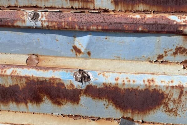 屋根板金の注意すべき症状：錆の発生